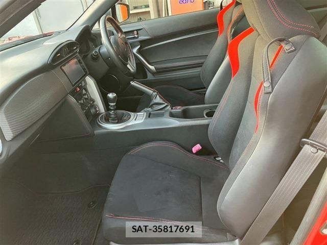Toyota 86 2014-11 2772995-18