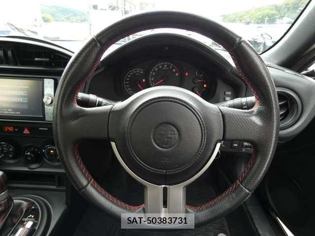 Toyota 86 2012-09 3657590-11