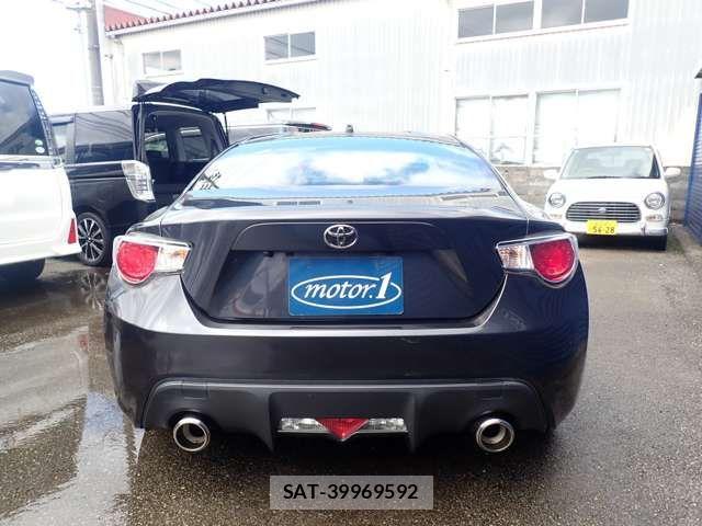 Toyota 86 2012-04 3903262-3