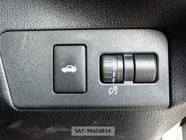 Toyota 86 2019-08 4236638-10