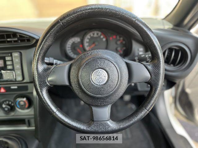 Toyota 86 2019-08 4236638-13