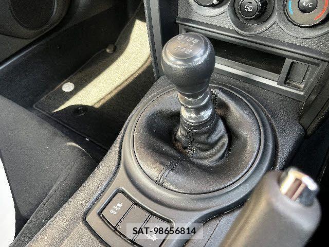 Toyota 86 2019-08 4236638-18