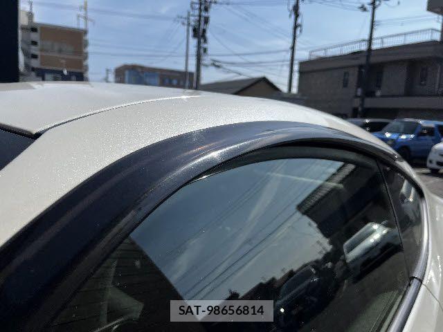 Toyota 86 2019-08 4236638-23