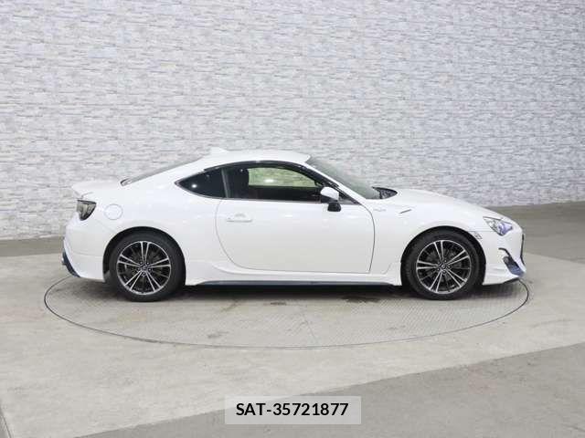 Toyota 86 2015-11 4369030-12