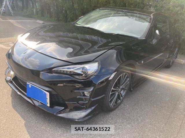 Toyota 86 2018-08 4584957-1