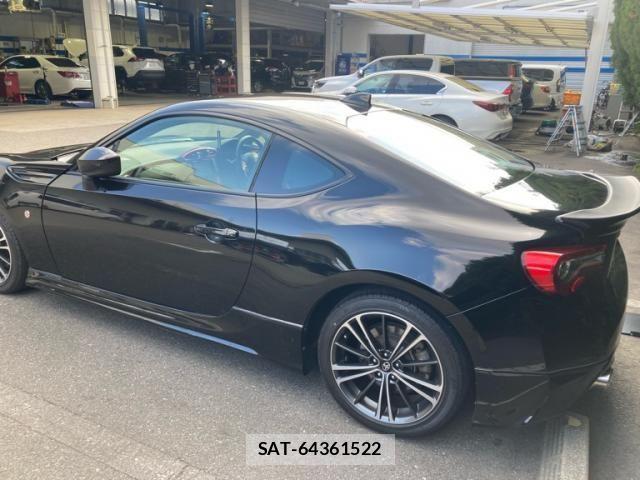 Toyota 86 2018-08 4584957-7