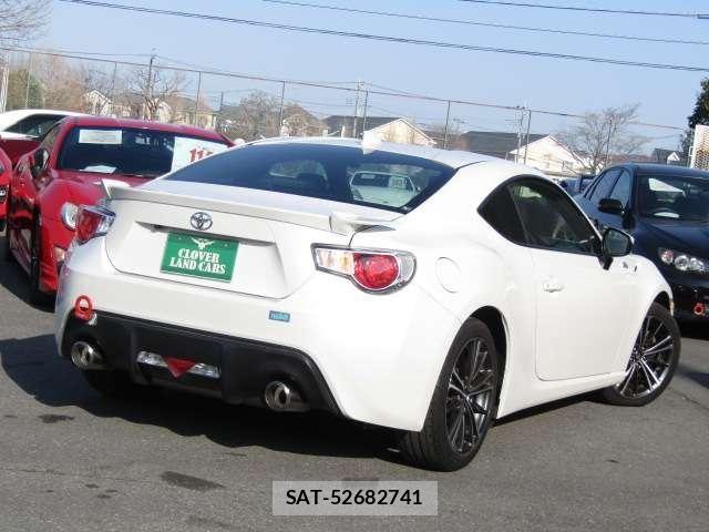 Toyota 86 2016-04 4636473-16