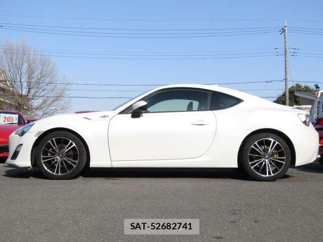 Toyota 86 2016-04 4636473-26
