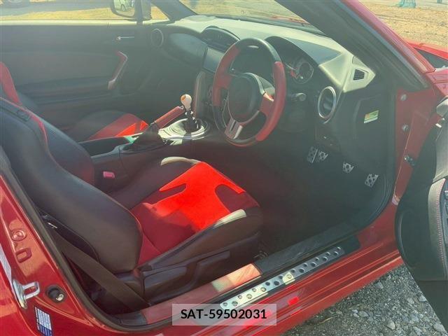 Toyota 86 2014-05 4923972-9