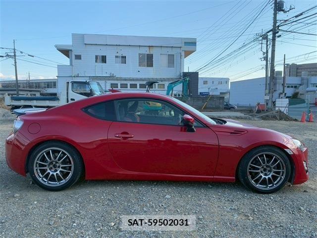Toyota 86 2014-05 4923972-3
