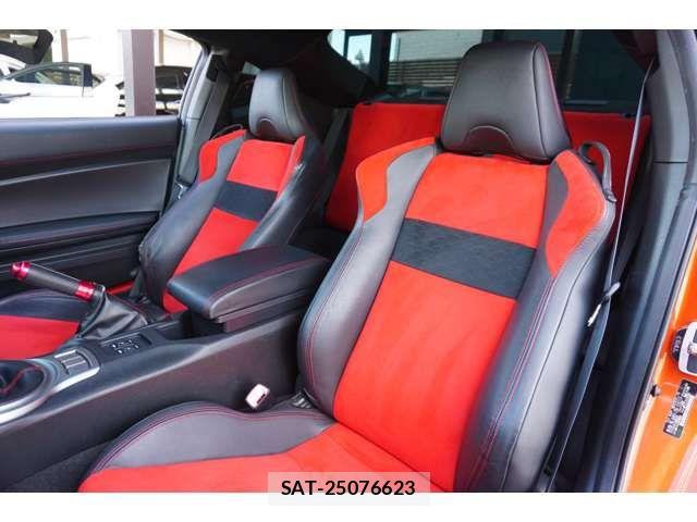 Toyota 86 2013-10 4921798-17