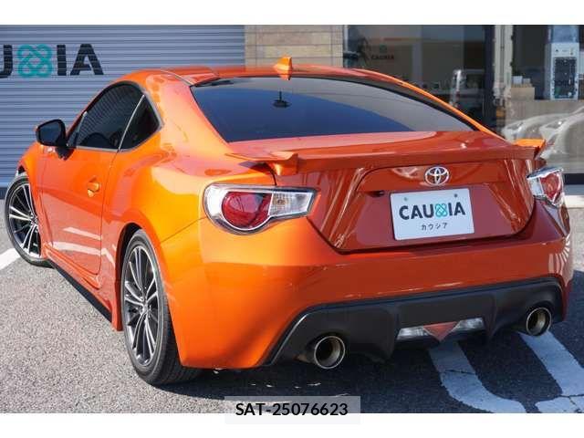 Toyota 86 2013-10 4921798-7