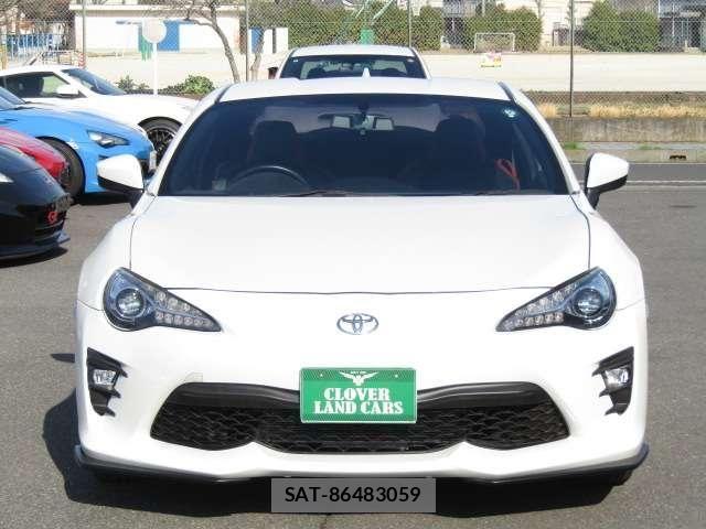 Toyota 86 2017-10 4922218-27