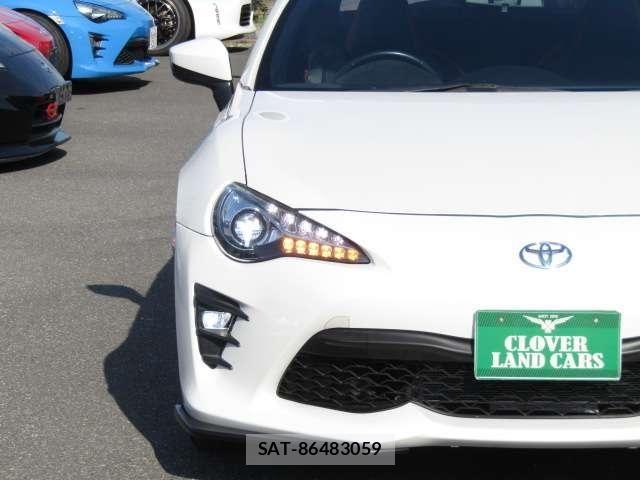 Toyota 86 2017-10 4922218-29