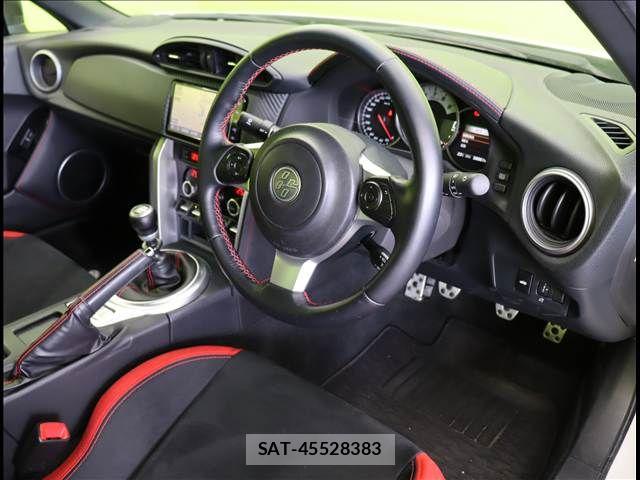 Toyota 86 2019-04 5858835-14