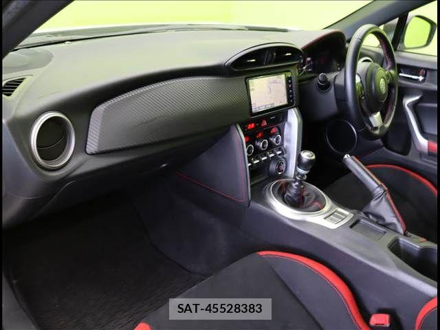 Toyota 86 2019-04 5858835-24