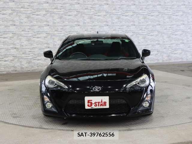 Toyota 86 2015-11 6270748-11