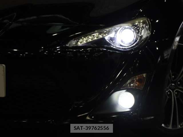 Toyota 86 2015-11 6270748-15