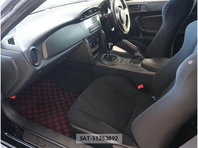 Toyota 86 2016-01 6275387-13