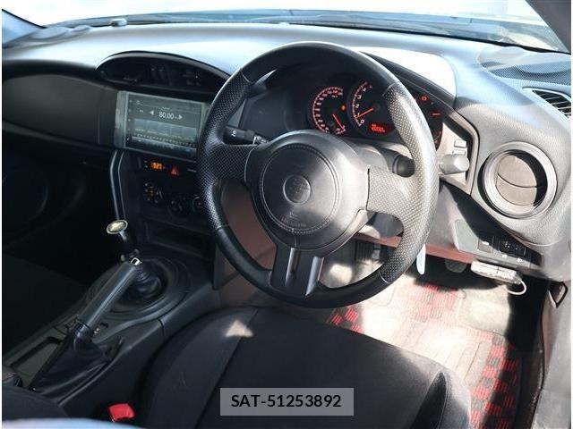 Toyota 86 2016-01 6275387-1