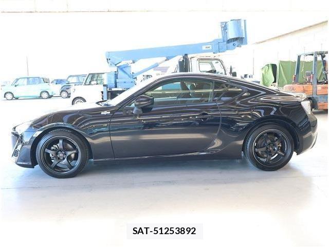 Toyota 86 2016-01 6275387-21