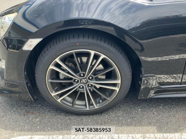Toyota 86 2016-02 6493014-6