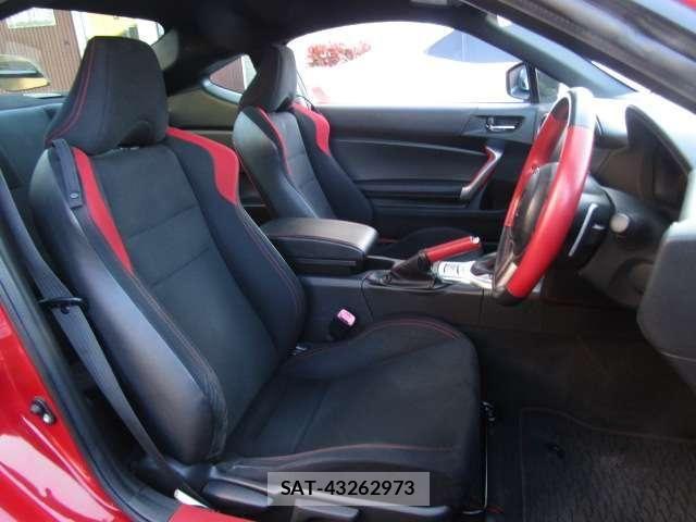 Toyota 86 2014-09 6493437-9