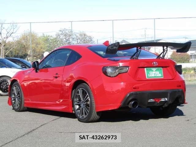 Toyota 86 2014-09 6493437-23