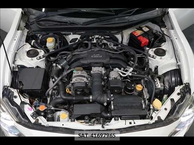 Toyota 86 2012-11 6493302-19
