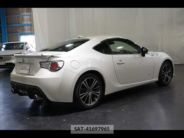 Toyota 86 2012-11 6493302-8