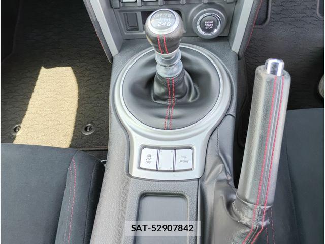 Toyota 86 2013-06 6669947-7