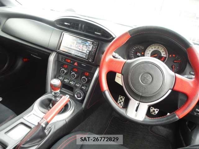 Toyota 86 2013-07 6669946-15
