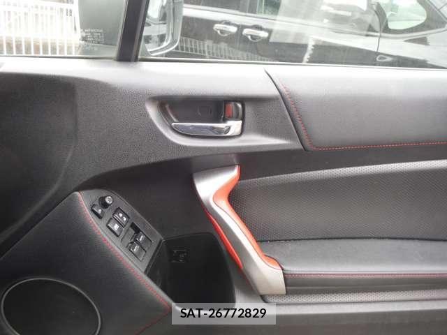 Toyota 86 2013-07 6669946-19