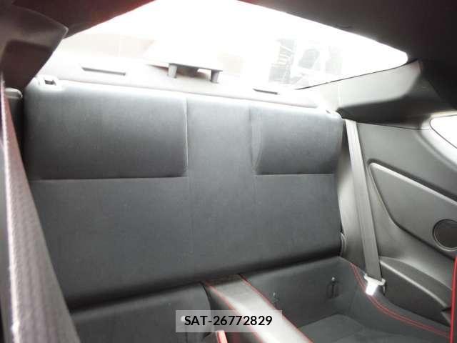 Toyota 86 2013-07 6669946-28