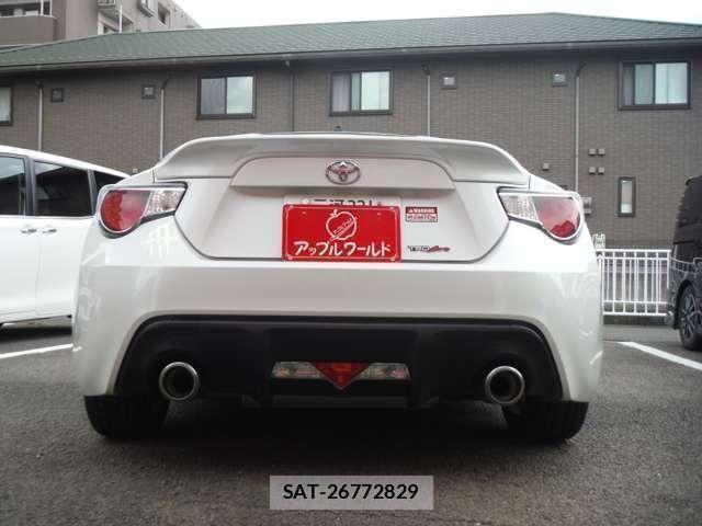 Toyota 86 2013-07 6669946-5