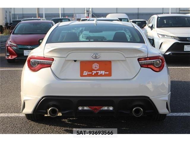 Toyota 86 2017-01 6669841-12