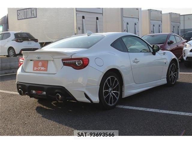 Toyota 86 2017-01 6669841-13