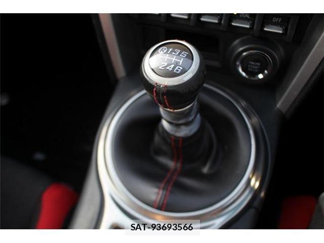 Toyota 86 2017-01 6669841-4