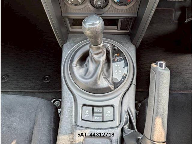Toyota 86 2013-07 6683644-23