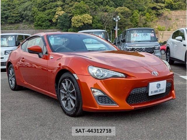 Toyota 86 2013-07 6683644-4