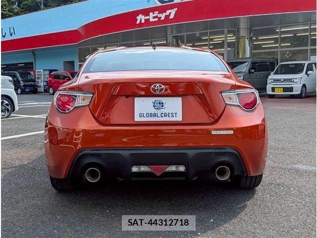 Toyota 86 2013-07 6683644-6