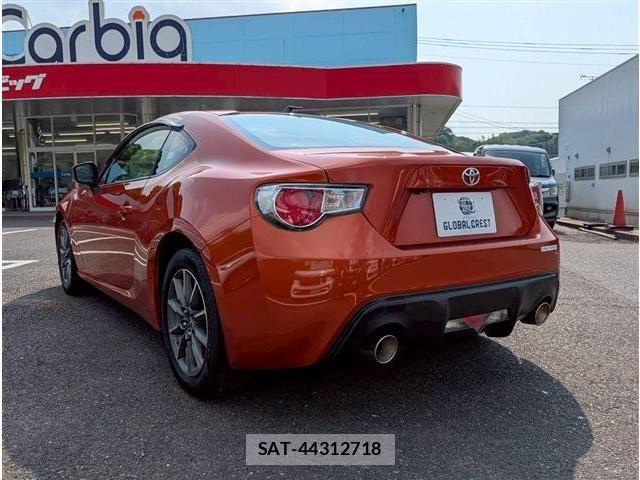 Toyota 86 2013-07 6683644-7