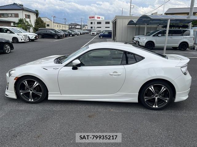 Toyota 86 2013-01 6682533-12