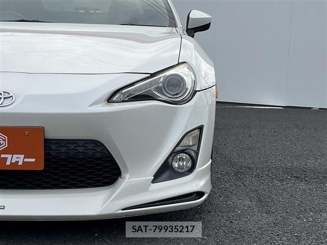 Toyota 86 2013-01 6682533-16