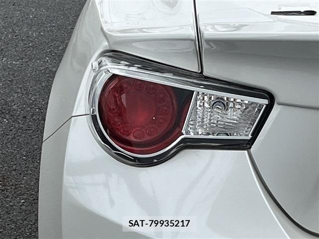 Toyota 86 2013-01 6682533-19