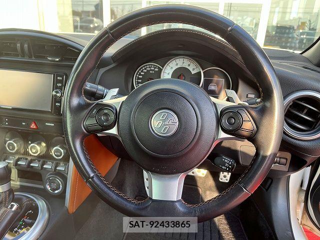 Toyota 86 2017-12 6690620-13