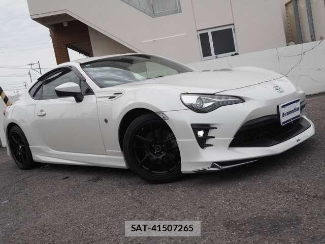 Toyota 86 2017-10 6714866-5