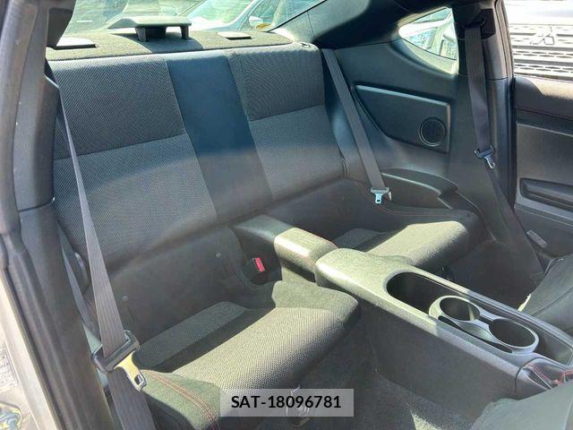 Toyota 86 2012-08 6750661-20