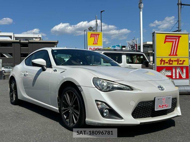 Toyota 86 2012-08 6750661-29