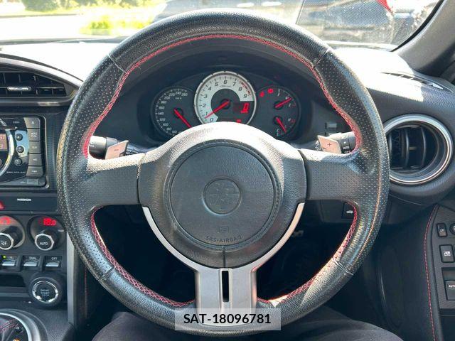 Toyota 86 2012-08 6750661-4